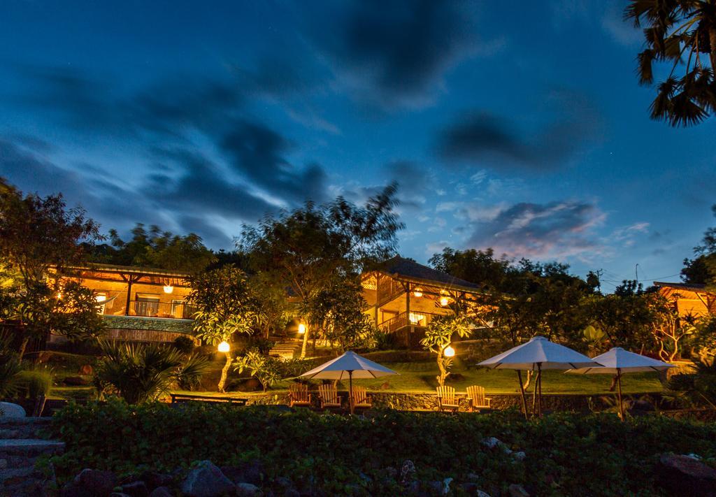 Aquamarine Beach Villas 아메드 외부 사진